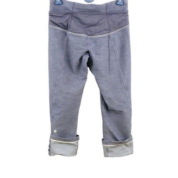 Womens 6 Lululemon Ride On Leggings Gray Capri Slub Knit Button Cuff‎ Reflective - Picture 3 of 11